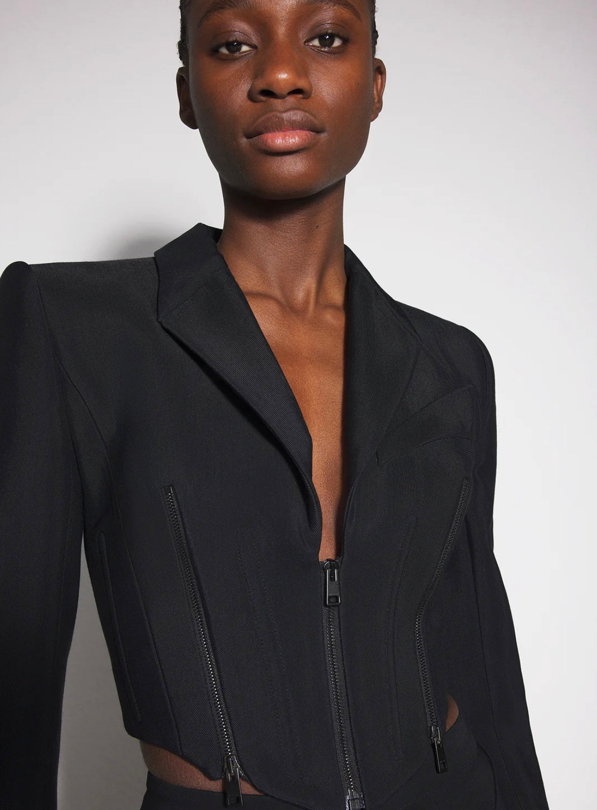 BLACK ZIPPED WOOL JACKET