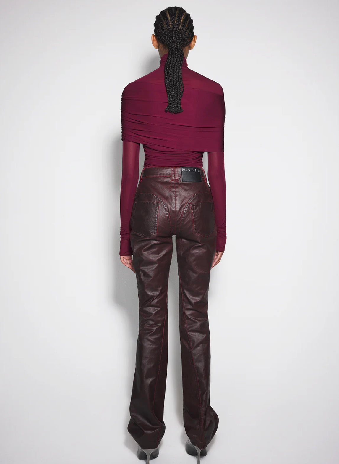 VAMPIRE RUCHED TOP