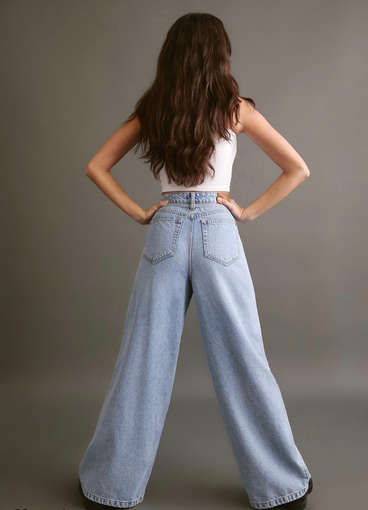 THE BELTED WIDE LEG JEANS