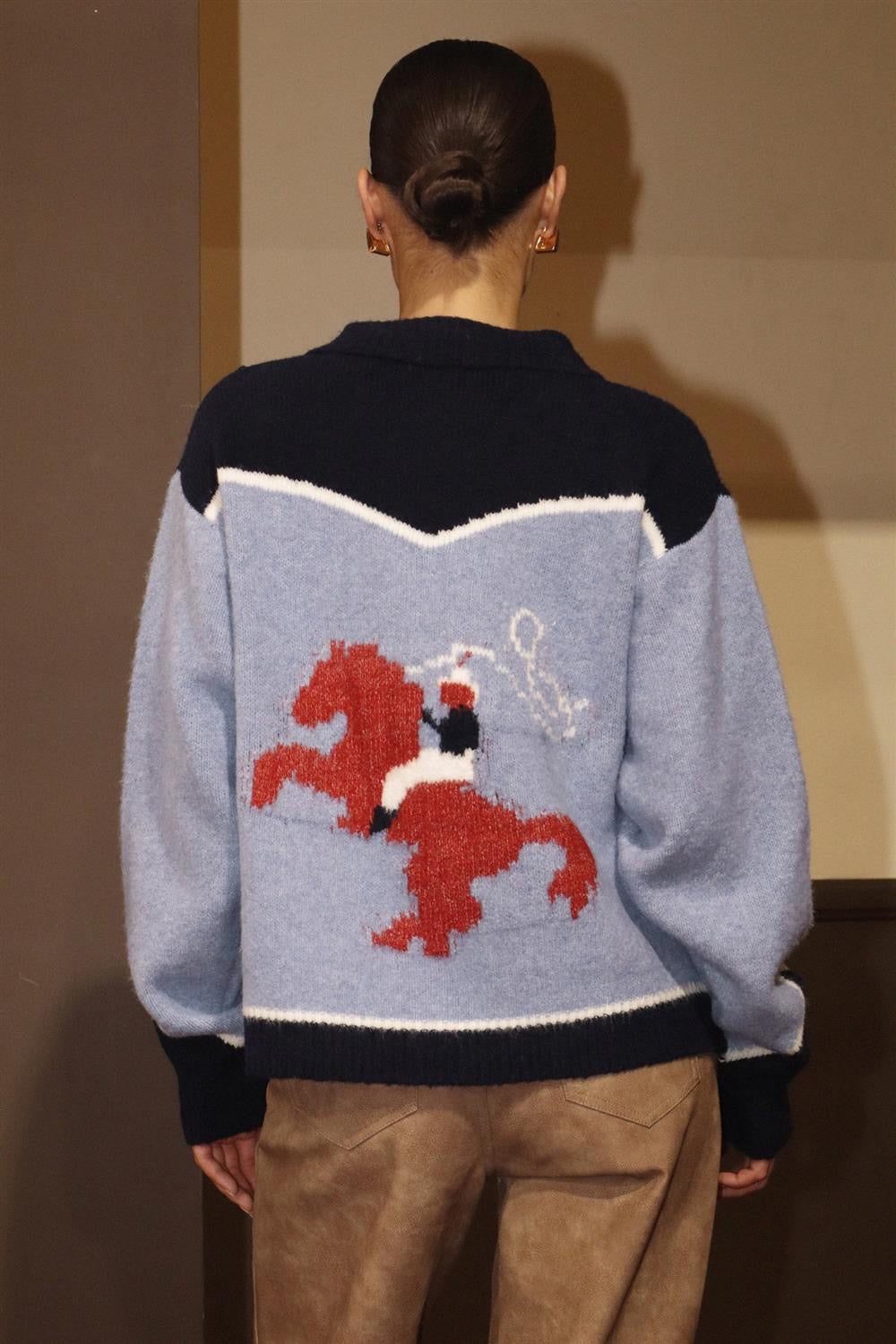 HORSE LOOM SWEATER