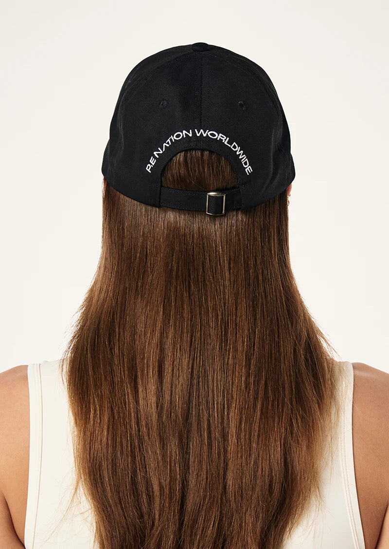 SHIFT CAP IN BLACK