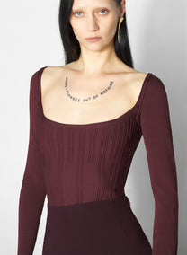 BURGUNDY BONING DETAIL KNIT TOP