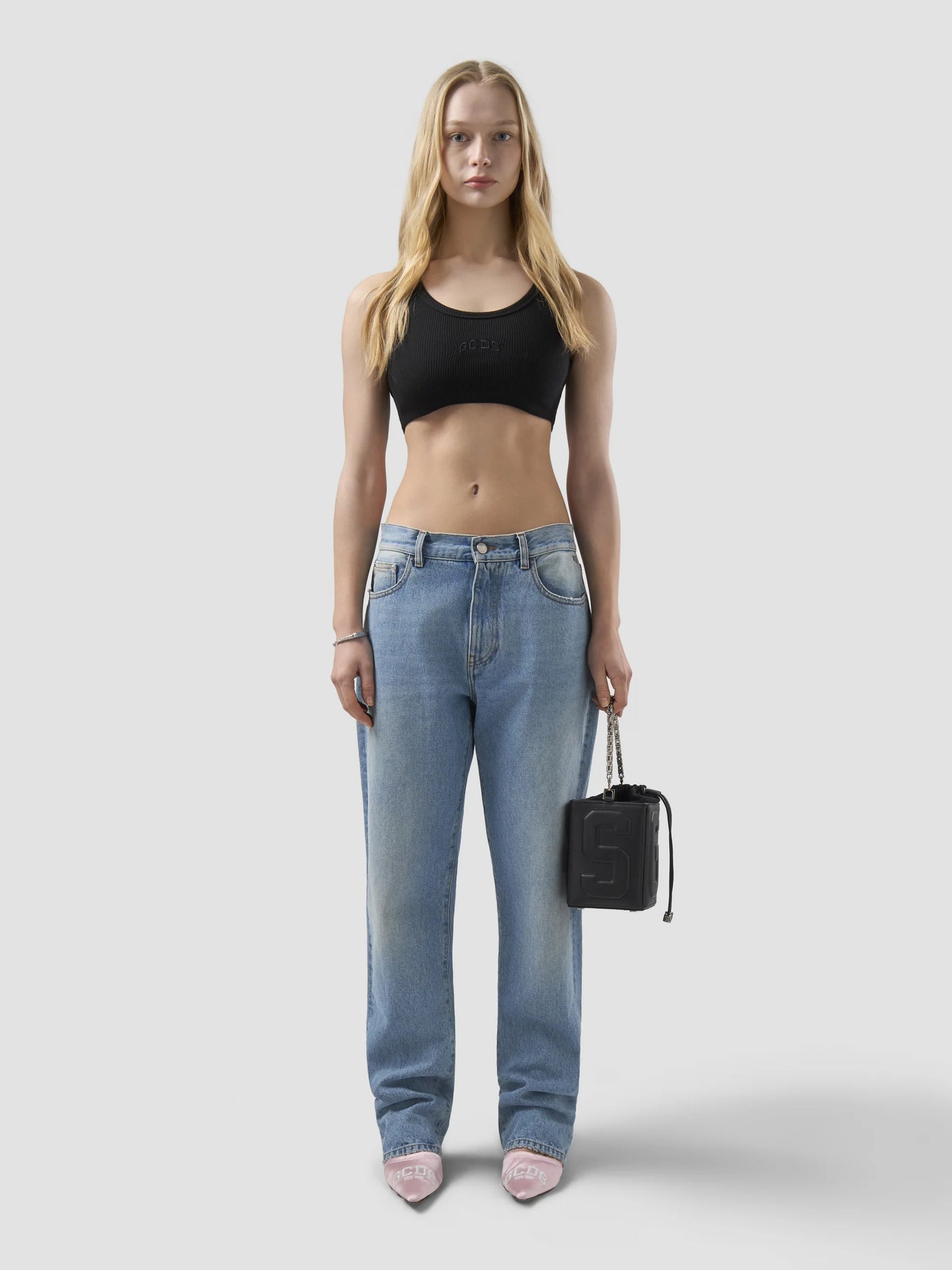 RIBBED LOGO LOUNGE MINI CROP TOP IN BLACK
