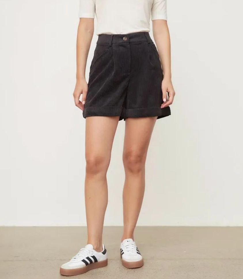 THE FLYN SHORTS