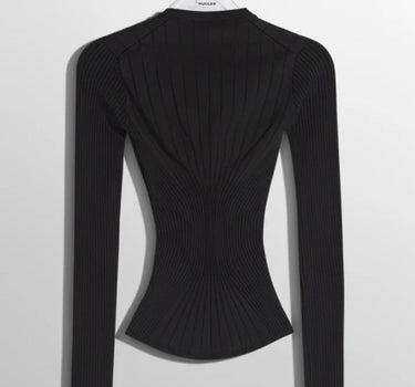 BLACK FITTED KNIT TOP