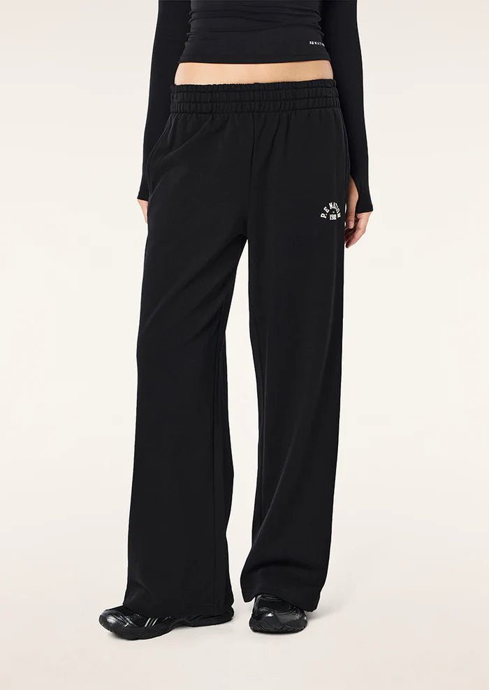 SWERVE TRACKPANT IN BLACK