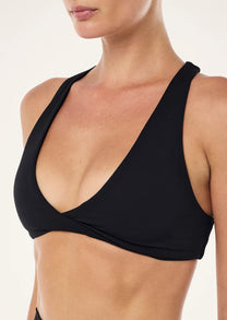SWIFT SPORT BRA IN BLACK